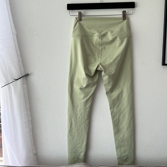 Reformation ecostretch high rise leggings - Picture 3 of 6